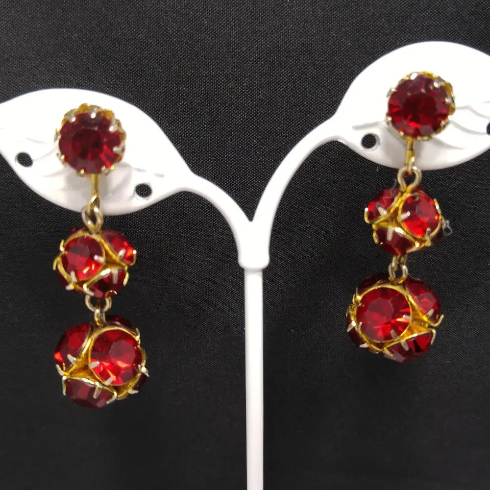 Vintage Red Rhinestone Long Clip Earrings, Rhinestone Beads, 1960s